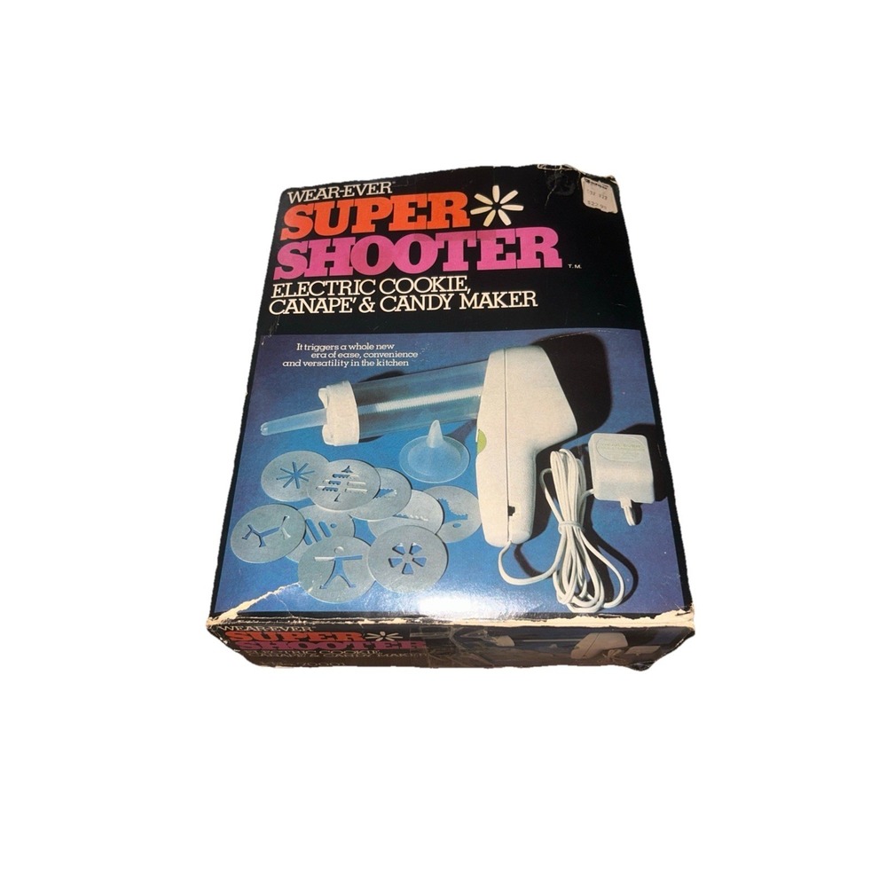Vintage Wear-Ever Super Shooter Electric Cookie Press 70001  Works 8 Discs Read